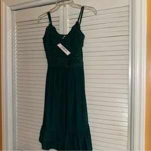 Elegant Green Midi Dress
